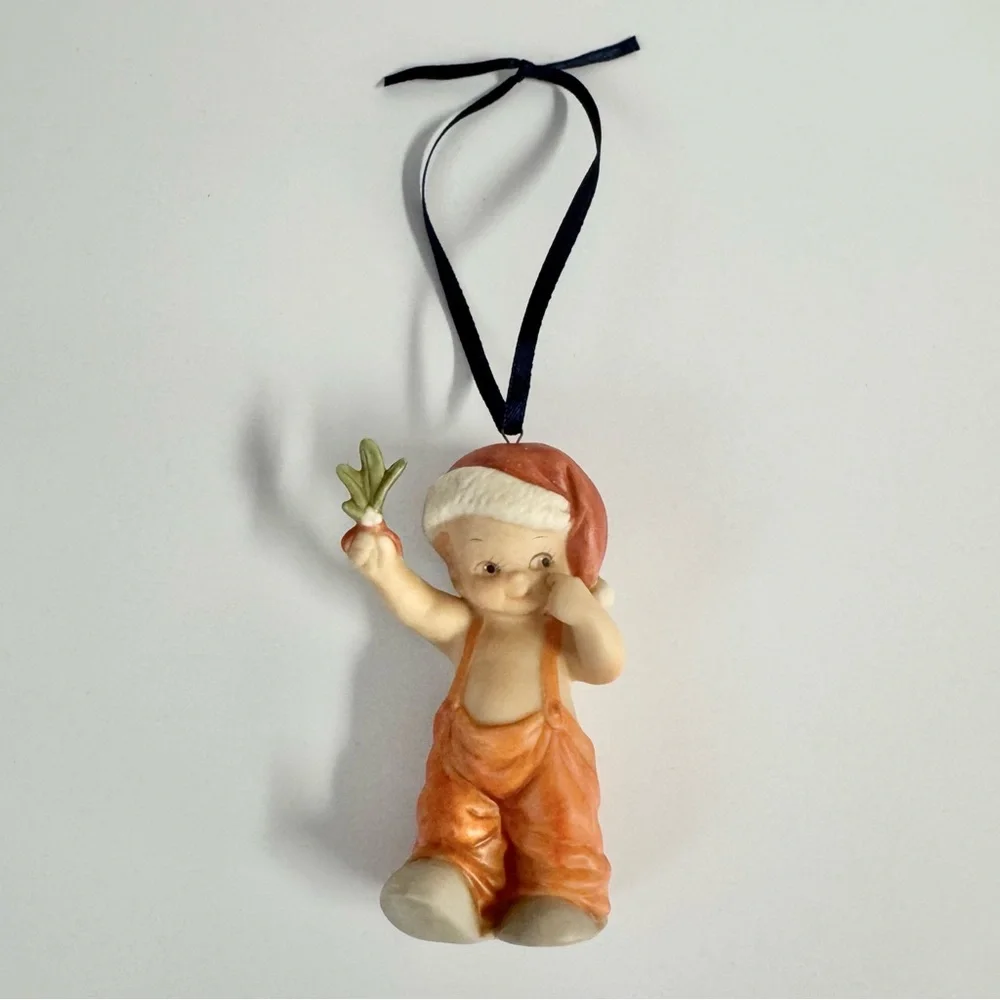 Vintage 90s Enesco Ornament How Bout A Little Kiss Memories of Yesterday 527068
